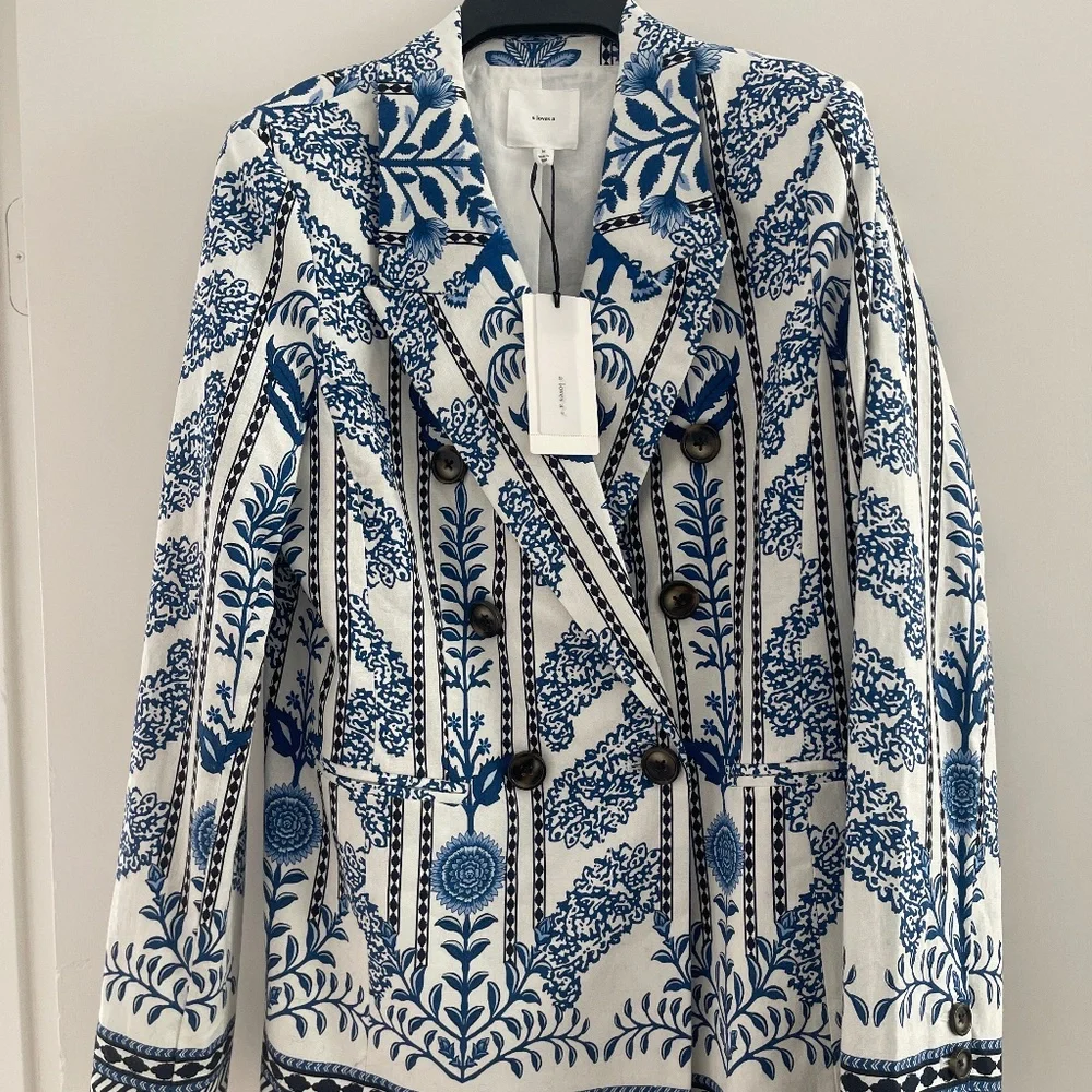 A loves a Jacket NEW - Picture 1 of 5
